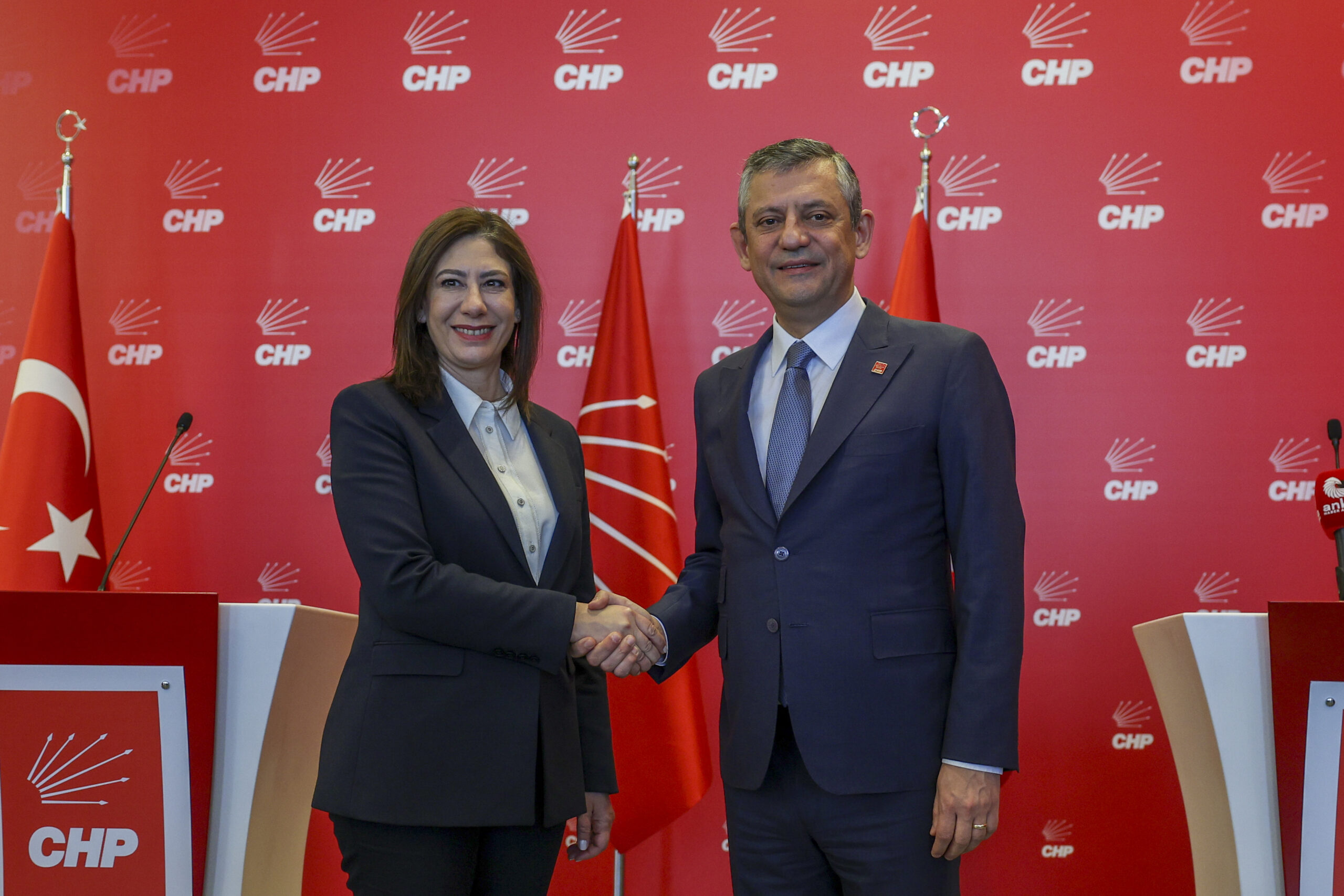 CTP Başkanı İncirli, CHP Genel Başkanı Özel ile görüştü